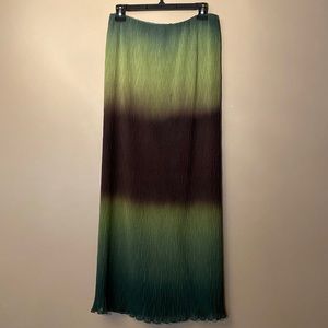 VIBRANT GREEN RIBBED SKIRT